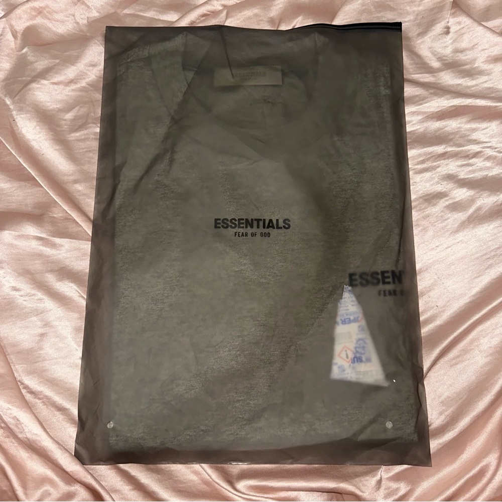 FEAR OF GOD ESSENTIALS SS22 Season Dark Oatmeal L - Picture 12 of 14